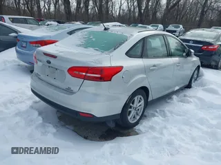2015 Ford Focus SE z VIN 1FADP3F26FL357140, wystawiony jako IAAI lot #41256854 z przebiegiem 194 812 mil mil oraz . Historia ofert i sprzedaży dostępna na DreamBid. Obrazek 4.