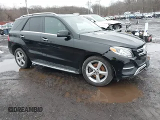 2019 Mercedes-Benz GLE 400 with VIN 4JGDA5GB3KB207679, listed as a IAAI auction lot 41556577 with 199,755 mi miles and . Bid and sale history available at DreamBid. Image 1.
