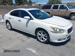 2013 Nissan Maxima SV with VIN 1N4AA5APXDC828450, listed as a IAAI auction lot 42614698 with 157,601 mi miles and . Bid and sale history available at DreamBid. Image 1.