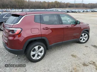 2021 Jeep Compass Altitude with VIN 3C4NJCBB1MT556460, listed as a Copart auction lot 84260314 with 31,531 mi miles and Salvage Title. Bid and sale history available at carsss.com. Image 3.