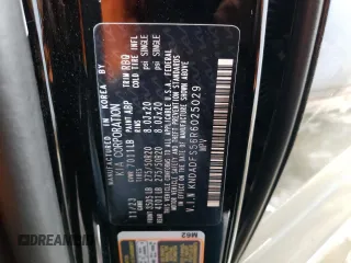 2024 Kia EV9 Land with VIN KNDADFS56R6025029, listed as a Copart auction lot 77346754 with 829 mi miles and Salvage Title. Bid and sale history available at carsss.com. Image 13.