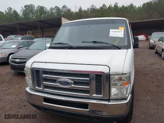 2012 Ford Econoline Wagon XL with VIN 1FBSS3BL8CDA76787, listed as a IAAI auction lot 41464917 with 386,484 mi miles. Bid and sale history available at carsss.com. Image 6.