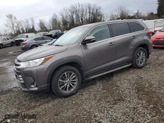 2019 Toyota Highlander SE with VIN 5TDJZRFH3KS956214, listed as a Copart auction lot 47460535 with 80,337 mi miles and Salvage Title. Bid and sale history available at carsss.com. Image 1.