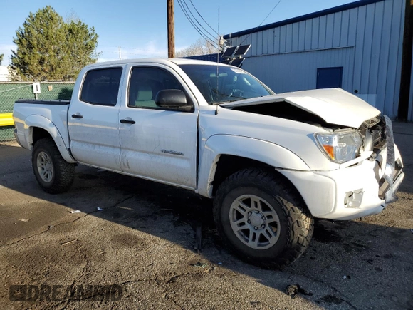 2015 Toyota Tacoma with VIN 5TFLU4EN3FX120937, listed as a Copart auction lot 53720875 with 116,427 mi miles and Salvage Title. Bid and sale history available at DreamBid. Image 4.