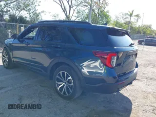 2022 Ford Explorer ST-Line z VIN 1FMSK7KH9NGB68860, wystawiony jako IAAI lot #42287420 z przebiegiem 25 579 mil mil oraz . Historia ofert i sprzedaży dostępna na DreamBid. Obrazek 3.