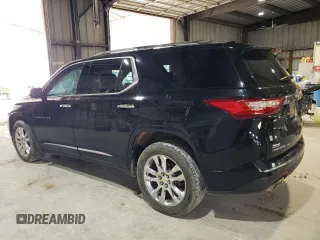 2018 Chevrolet Traverse High Country z VIN 1GNEVKKW6JJ220735, wystawiony jako Copart lot #56122855 z przebiegiem 107 211 mil mil oraz Szkoda całkowita • Salvage title. Historia ofert i sprzedaży dostępna na DreamBid. Obrazek 2.