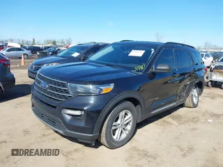 2022 Ford Explorer XLT z VIN 1FMSK8DH0NGA96191, wystawiony jako IAAI lot #41983762 z przebiegiem 47 637 mil mil oraz . Historia ofert i sprzedaży dostępna na DreamBid. Obrazek 18.