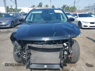 2020 Jeep Compass Latitude z VIN 3C4NJCBB0LT258657, wystawiony jako IAAI lot #42599084 z przebiegiem 29 997 mil mil oraz . Historia ofert i sprzedaży dostępna na DreamBid. Obrazek 13.