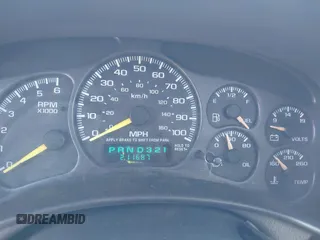 2001 Chevrolet Tahoe LT with VIN 1GNEC13T31R122882, listed as a IAAI auction lot 41999271 with 211,687 mi miles. Bid and sale history available at carsss.com. Image 7.