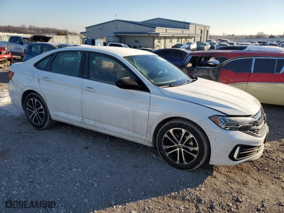 2024 Volkswagen Jetta Sport with VIN 3VWBM7BU7RM051766, listed as a Copart auction lot 88604055 with 17,817 mi miles and Salvage Title. Bid and sale history available at carsss.com. Image 4.