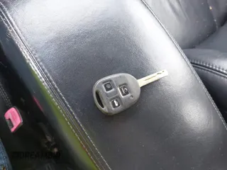 2005 Lexus ES 350 с VIN JTHBA30G155064674, выставлен на аукционе IAAI как лот 42523510 с пробегом 134 817 миль миль и . История ставок и продаж доступна на DreamBid. Изображение 11.