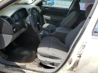 2005 Chrysler 300 300 z VIN 2C3JA43RX5H664428, wystawiony jako Copart lot #53851555 z przebiegiem Nie podano mil oraz Szkoda całkowita • Salvage title. Historia ofert i sprzedaży dostępna na DreamBid. Obrazek 7.