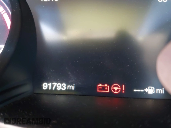2018 Alfa Romeo Giulia with VIN ZARFAEBN5J7581071, listed as a IAAI auction lot 41313207 with 91,793 mi miles. Bid and sale history available at carsss.com. Image 15.
