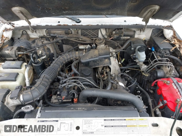2001 Ford Ranger XL with VIN 1FTYR10C11TA34182, listed as a IAAI auction lot 41651908 with 189,926 mi miles. Bid and sale history available at carsss.com. Image 10.