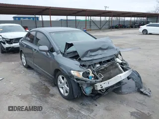 2009 Honda Civic LX-S z VIN 19XFA16609E021833, wystawiony jako IAAI lot #41613501 z przebiegiem 175 714 mil mil oraz . Historia ofert i sprzedaży dostępna na DreamBid. Obrazek 1.