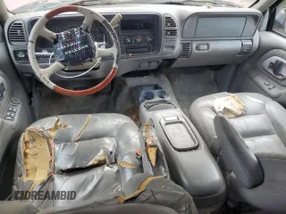 1998 Chevrolet Suburban with VIN 1GNEC16R6WJ357136, listed as a Copart auction lot 62788285 with 3,593,212 mi miles and Clean title. Bid and sale history available at DreamBid. Image 8.