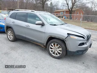 2015 Jeep Cherokee Limited with VIN 1C4PJMDS3FW576332, listed as a IAAI auction lot 41618035 with 203,620 mi miles. Bid and sale history available at carsss.com. Image 1.