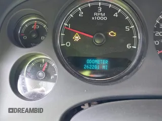 2007 Chevrolet Suburban LT с VIN 3GNFC16057G172472, выставлен на аукционе IAAI как лот 42716676 с пробегом 262 281 миль миль и . История ставок и продаж доступна на DreamBid. Изображение 7.