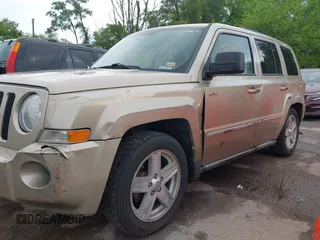 2010 Jeep Patriot Sport with VIN 1J4NF2GB7AD585140, listed as a IAAI auction lot 42219810 with 111,819 mi miles and . Bid and sale history available at carsss.com. Image 6.