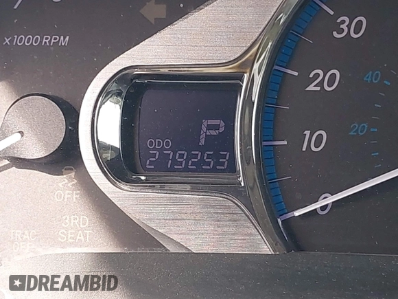 2011 Toyota Sienna XLE AAS with VIN 5TDYK3DC2BS150565, listed as a IAAI auction lot 41845965 with 279,253 mi miles and . Bid and sale history available at DreamBid. Image 15.