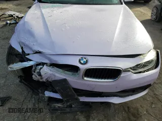 2018 BMW 3 Series 320i with VIN WBA8A9C55JAH12818, listed as a Copart auction lot 52110515 with 72,522 mi miles and Salvage title. Bid and sale history available at DreamBid. Image 11.