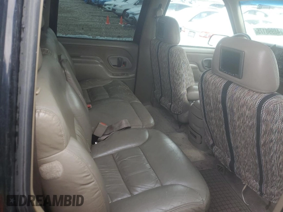 1997 Chevrolet Suburban with VIN 3GNFK16RXVG133472, listed as a Copart auction lot 48998175 with 180,543 mi miles and Salvage Title. Bid and sale history available at carsss.com. Image 11.