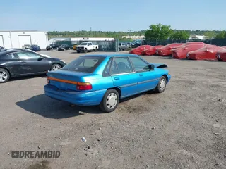1994 Ford Escort z VIN 1FARP14J1RW244851, wystawiony jako IAAI lot #42157786 z przebiegiem 73 095 mil mil oraz . Historia ofert i sprzedaży dostępna na DreamBid. Obrazek 4.