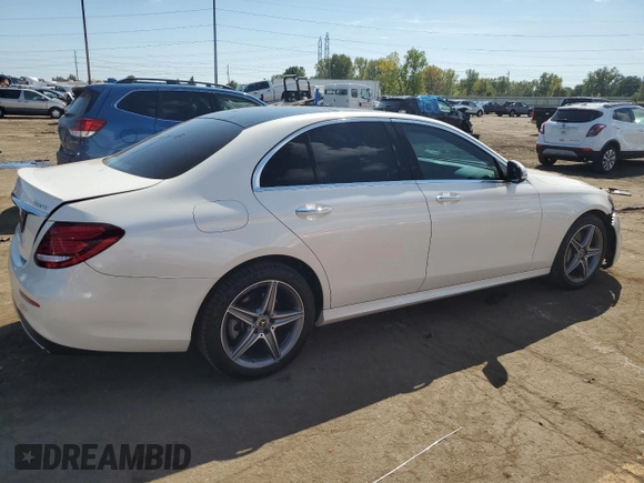 2020 Mercedes-Benz E-Class E 350 with VIN WDDZF8EB9LA728404, listed as a Copart auction lot 71606464 with 32,759 mi miles and Clean Title. Bid and sale history available at carsss.com. Image 3.