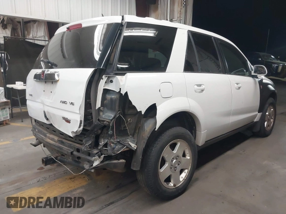 2006 Saturn VUE z VIN 5GZCZ63496S860169, wystawiony jako IAAI lot #42163853 z przebiegiem 187 139 mil mil oraz . Historia ofert i sprzedaży dostępna na DreamBid. Obrazek 4.