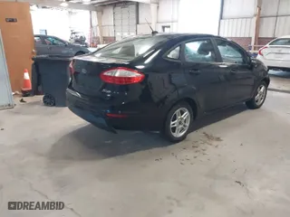 2018 Ford Fiesta SE with VIN 3FADP4BJ3JM141658, listed as a IAAI auction lot 41737201 with 92,078 mi miles. Bid and sale history available at carsss.com. Image 4.