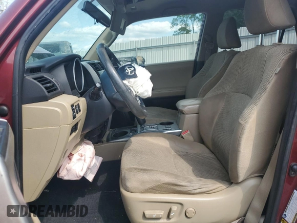 2012 Toyota 4Runner SR5 z VIN JTEZU5JR5C5038834, wystawiony jako Copart lot #54967155 z przebiegiem Nie podano mil oraz Szkoda całkowita • Salvage title. Historia ofert i sprzedaży dostępna na DreamBid. Obrazek 7.