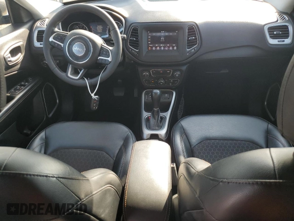 2017 Jeep Compass Latitude with VIN 3C4NJCBB0HT647547, listed as a Copart auction lot 59615635 with 53,827 mi miles and Salvage title. Bid and sale history available at DreamBid. Image 8.