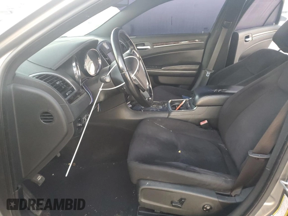 2011 Chrysler 300 with VIN 2C3CA4CG4BH550413, listed as a Copart auction lot 87019804 with 121,101 mi miles and Salvage Title. Bid and sale history available at carsss.com. Image 7.