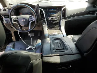 2015 Cadillac Escalade ESV Platinum z VIN 1GYS4UKJ4FR596321, wystawiony jako Copart lot #54002615 z przebiegiem 235 757 mil mil oraz Tytuł czysty. Historia ofert i sprzedaży dostępna na DreamBid. Obrazek 8.