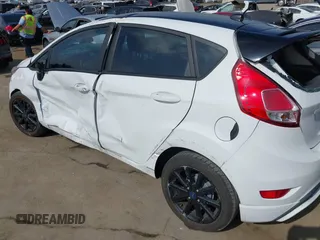 2019 Ford Fiesta ST-Line z VIN 3FADP4DJ1KM112318, wystawiony jako IAAI lot #42322602 z przebiegiem 57 205 mil mil oraz . Historia ofert i sprzedaży dostępna na DreamBid. Obrazek 13.