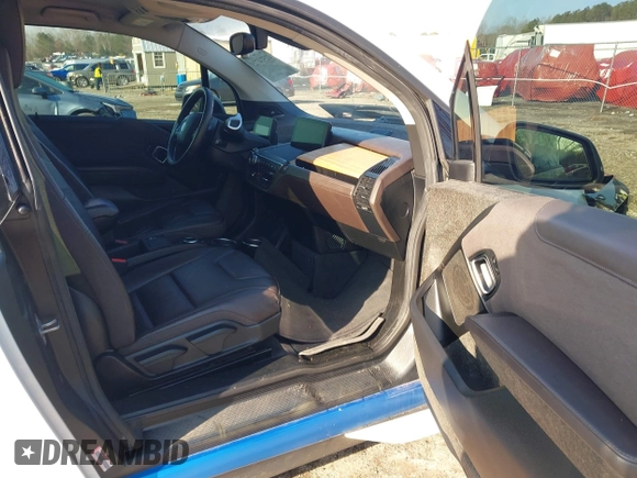 2014 BMW i3 с VIN WBY1Z2C51EV285264, выставлен на аукционе IAAI как лот 41514729 с пробегом 99 442 миль миль и . История ставок и продаж доступна на DreamBid. Изображение 5.