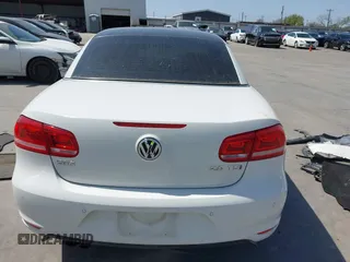 2012 Volkswagen Eos Executive с VIN WVWFW7AH9CV022169, выставлен на аукционе IAAI как лот 41795571 с пробегом 101 375 миль миль и . История ставок и продаж доступна на DreamBid. Изображение 16.