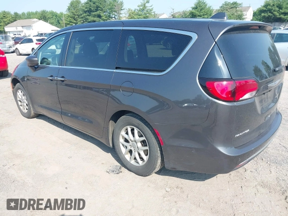 2020 Chrysler Pacifica Touring with VIN 2C4RC1FG6LR120775, listed as a IAAI auction lot 42562876 with 119,853 mi miles and . Bid and sale history available at DreamBid. Image 3.