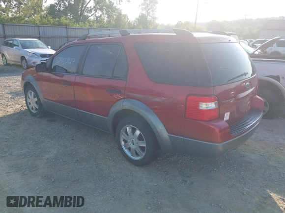 2006 Ford Freestyle SE z VIN 1FMZK04156GA07445, wystawiony jako IAAI lot #42450927 z przebiegiem 139 521 mil mil oraz . Historia ofert i sprzedaży dostępna na DreamBid. Obrazek 3.