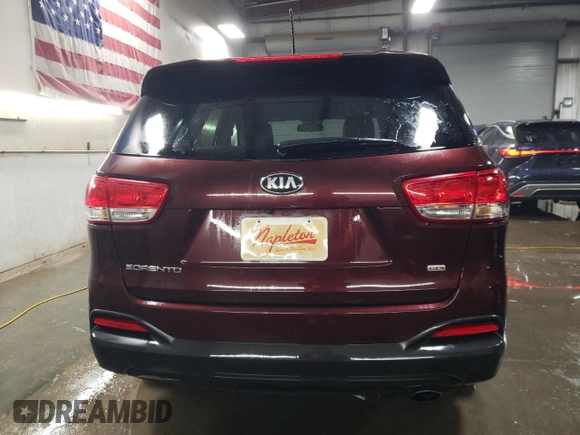 2017 Kia Sorento LX with VIN 5XYPGDA38HG262879, listed as a Copart auction lot 84635064 with 100,377 mi miles and Salvage Title. Bid and sale history available at carsss.com. Image 6.