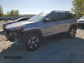 2018 Jeep Cherokee Trailhawk with VIN 1C4PJMBXXJD619860, listed as a Copart auction lot 52598535 with 82,430 mi miles and Salvage Title. Bid and sale history available at carsss.com. Image 1.