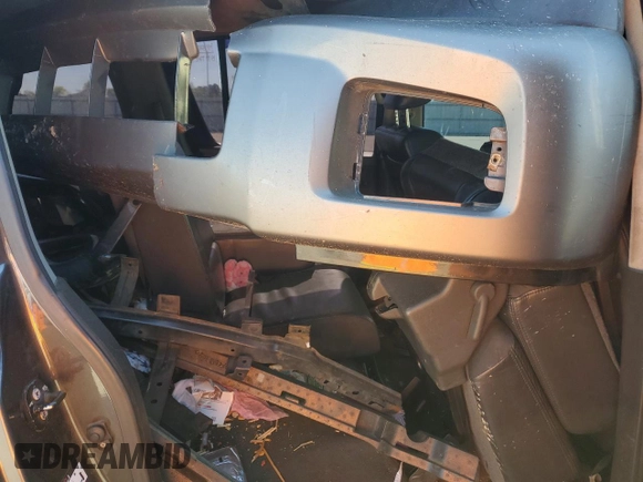 2006 Infiniti QX56 with VIN 5N3AA08C86N806828, listed as a Copart auction lot 50319815 with 175,292 mi miles and Salvage title. Bid and sale history available at DreamBid. Image 12.
