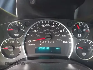 2014 Chevrolet Express Passenger LS z VIN 1GNSGBF43E1184305, wystawiony jako IAAI lot #42537616 z przebiegiem 35 596 mil mil oraz . Historia ofert i sprzedaży dostępna na DreamBid. Obrazek 15.