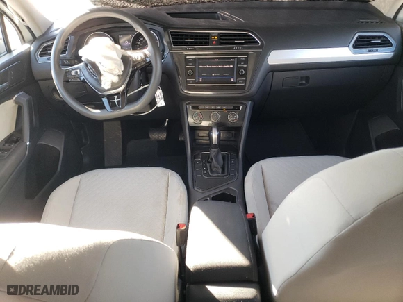 2018 Volkswagen Tiguan S with VIN 3VV1B7AXXJM079227, listed as a Copart auction lot 83267984 with 71,119 mi miles and Salvage Title. Bid and sale history available at carsss.com. Image 8.