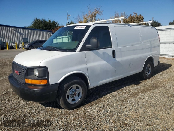 2006 GMC Savana Cargo Van with VIN 1GTFG15X661112578, listed as a Copart auction lot 80583464 with 212,501 mi miles and Clean Title. Bid and sale history available at carsss.com. Image 1.