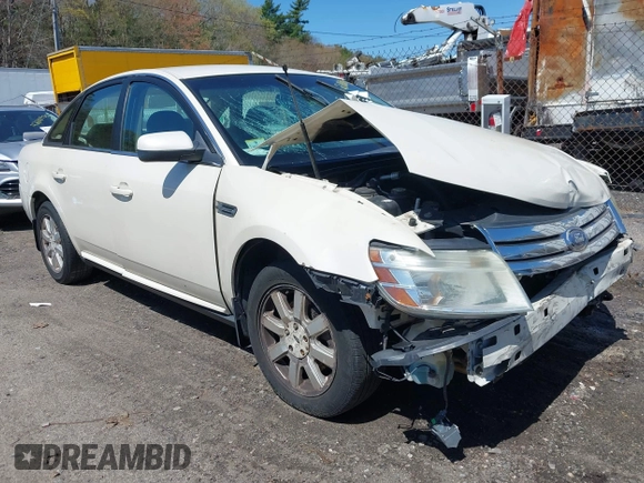 2009 Ford Taurus SE with VIN 1FAHP23W89G113022, listed as a IAAI auction lot 42118187 with 135,319 mi miles. Bid and sale history available at carsss.com. Image 1.