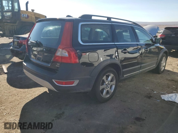 2010 Volvo XC70 3.2L with VIN YV4982BZ0A1086619, listed as a Copart auction lot 82308894 with 276,655 mi miles and Clean Title. Bid and sale history available at DreamBid. Image 3.