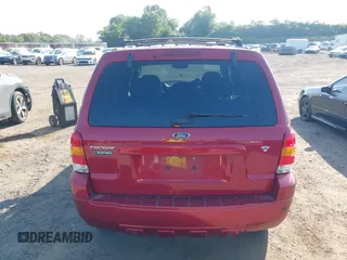 2005 Ford Escape Limited z VIN 1FMYU94185KB95271, wystawiony jako IAAI lot #40210446 z przebiegiem 71 038 mil mil oraz . Historia ofert i sprzedaży dostępna na DreamBid. Obrazek 16.