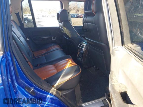 2008 Land Rover Range Rover with VIN SALMH13438A273608, listed as a IAAI auction lot 40869106 with 189,602 mi miles and . Bid and sale history available at DreamBid. Image 8.