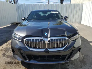 2025 BMW 5 Series 540i xDrive with VIN WBA63FJ03SCT78685, listed as a Copart auction lot 42826865 with 8,101 mi miles and Non Repairable. Bid and sale history available at carsss.com. Image 5.